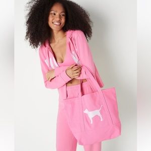 PINK
CANVAS TOTE BAG